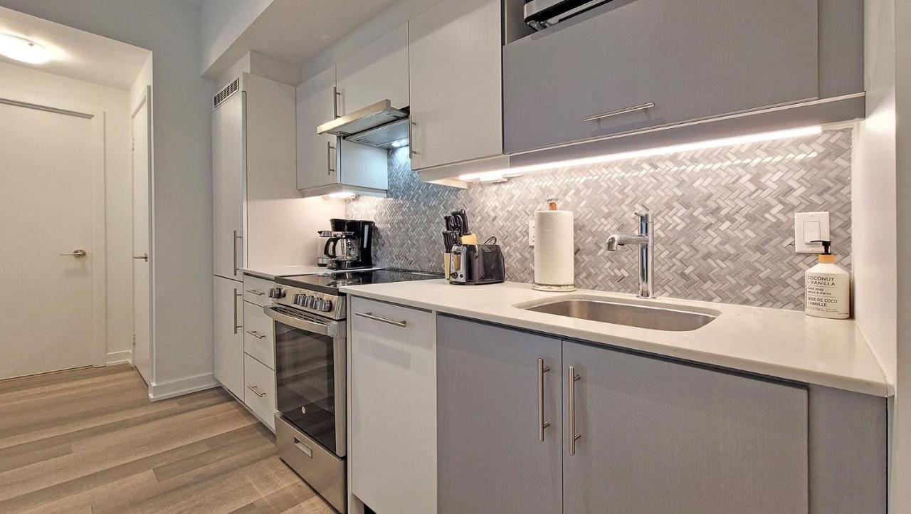 Lovely 3 Bedrooms In University Of Toronto Zewnętrze zdjęcie