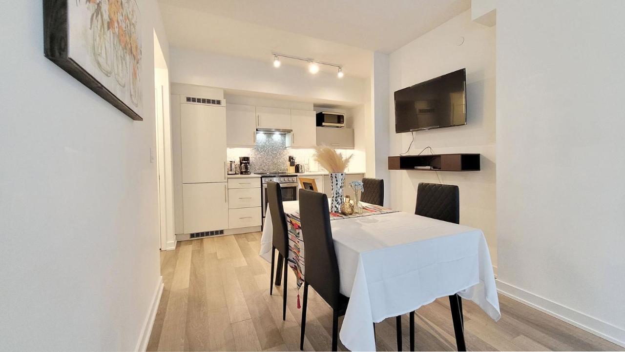 Lovely 3 Bedrooms In University Of Toronto Zewnętrze zdjęcie
