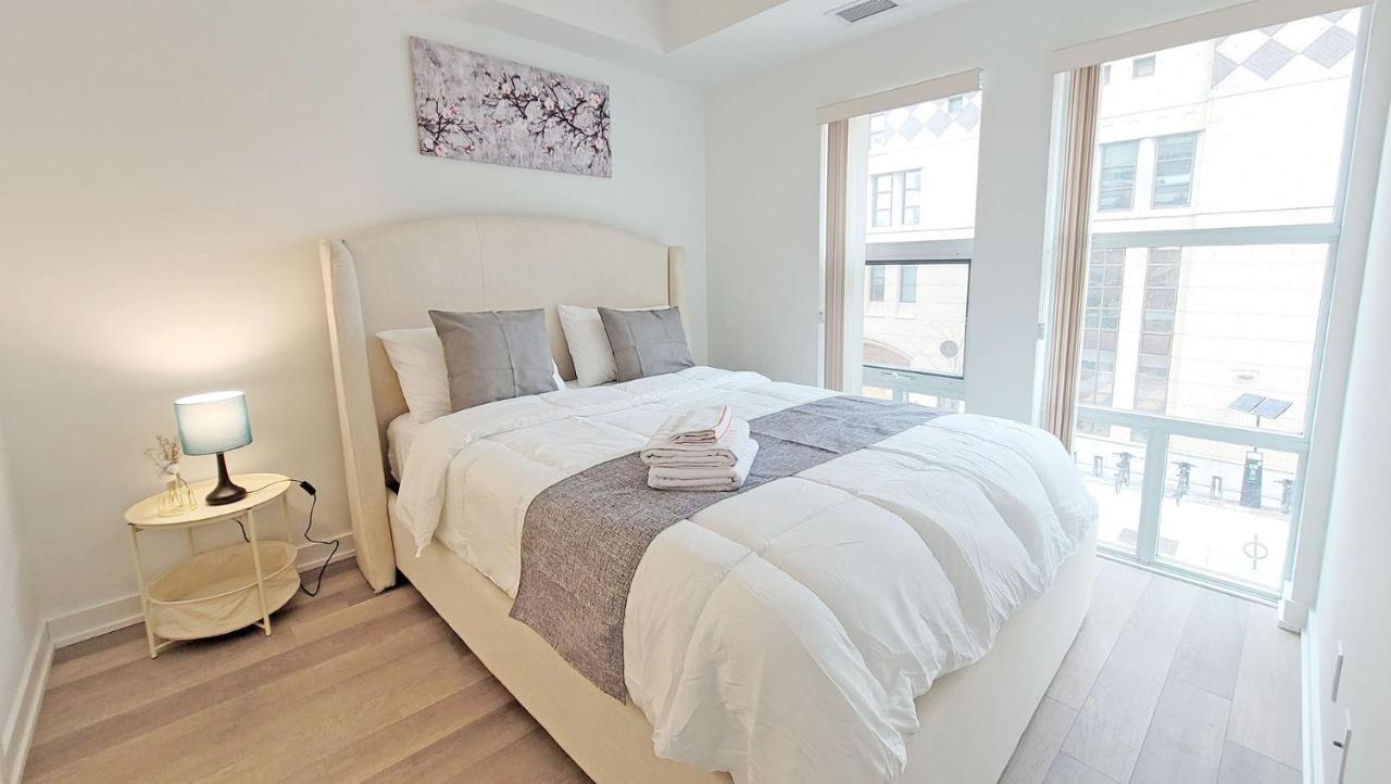 Lovely 3 Bedrooms In University Of Toronto Zewnętrze zdjęcie