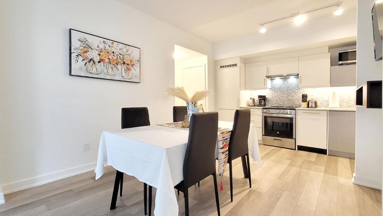 Lovely 3 Bedrooms In University Of Toronto Zewnętrze zdjęcie